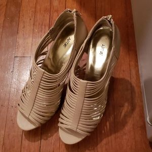 Apt 9 dress high heels